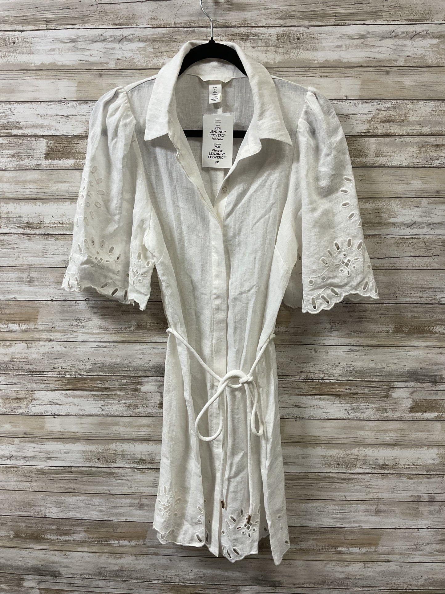 Dress Casual Short By H&M In White, Size:S