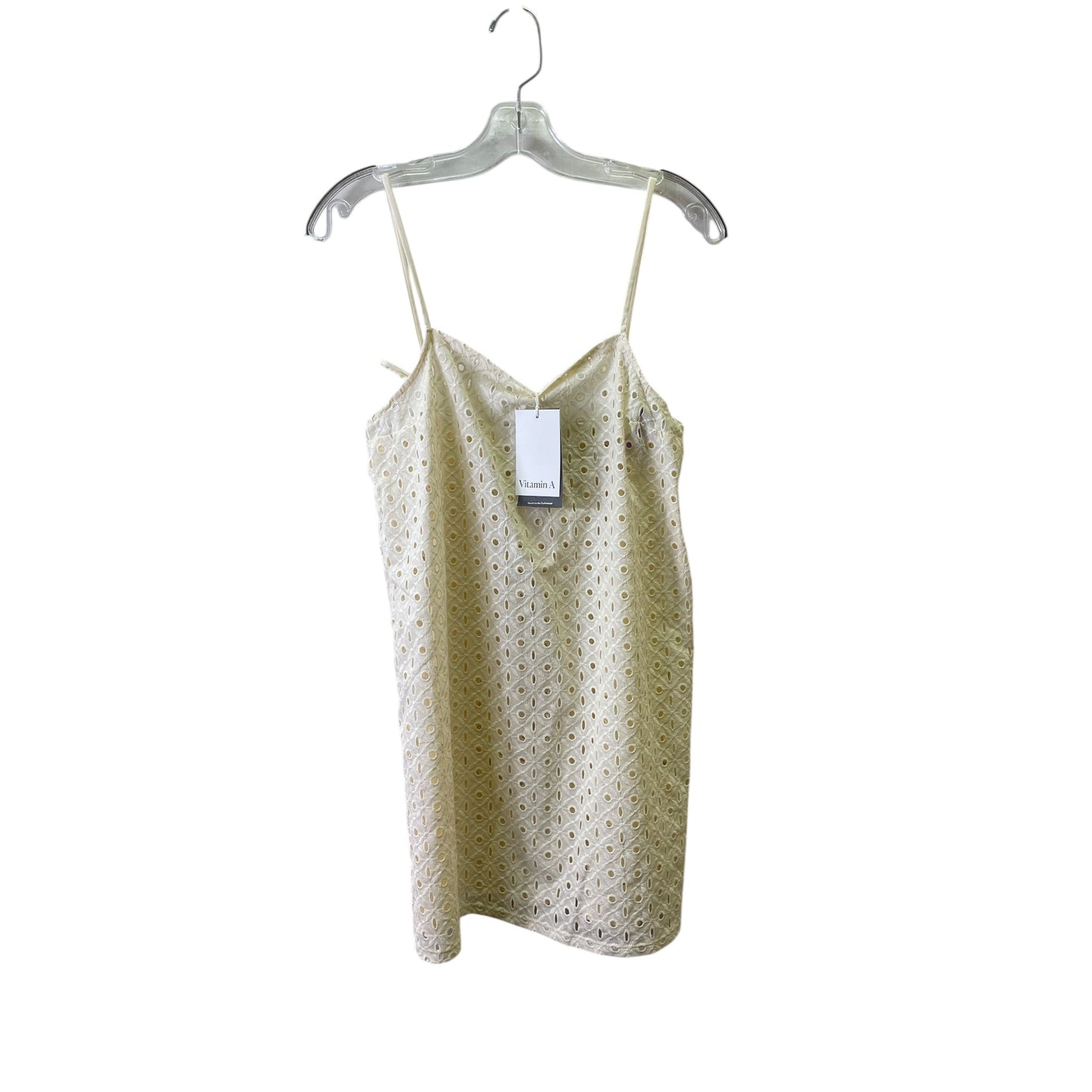 Top Sleeveless By Vitamin A In Cream, Size:S