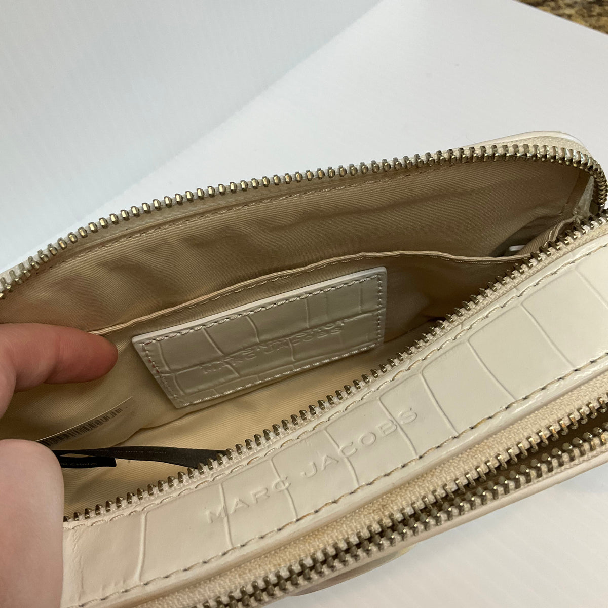 Handbag Luxury Designer By Marc Jacobs, Size: Medium