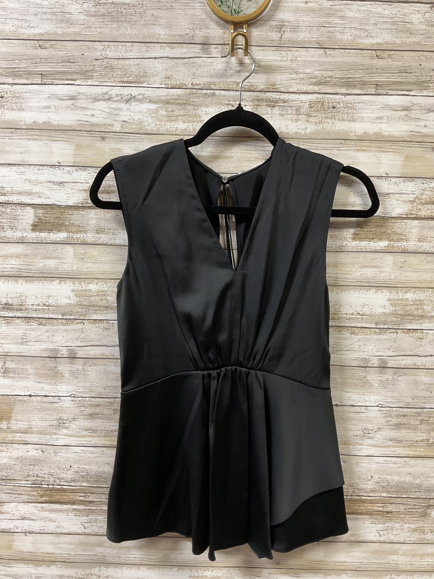 Top Sleeveless By Cmb In Black, Size:0