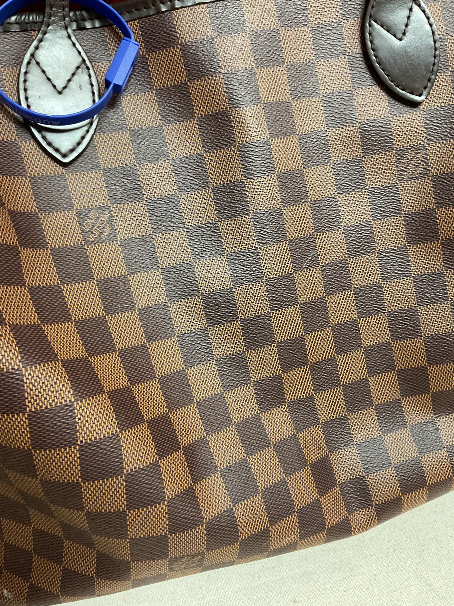 Handbag Luxury Designer By Louis Vuitton In Checkered Pattern, Size:Large
