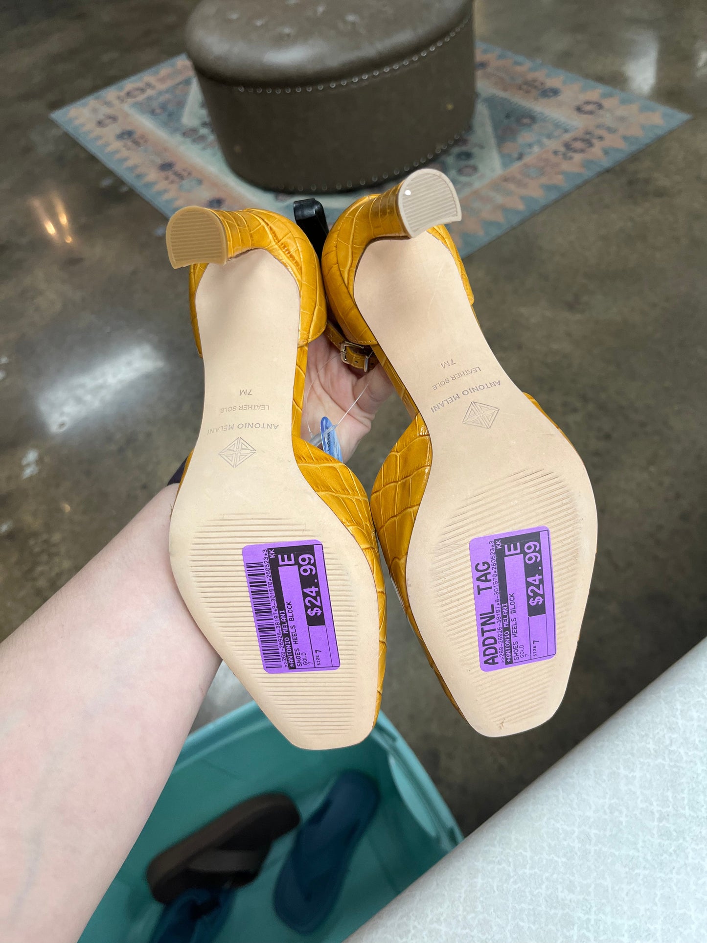 Shoes Heels Block By Antonio Melani In Gold, Size:7