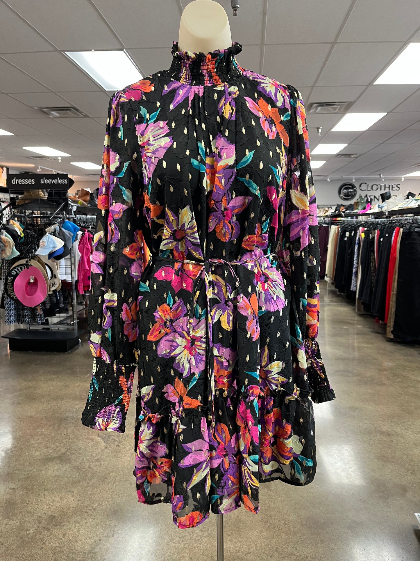 Dress Casual Short By Impressions In Floral Print, Size:S