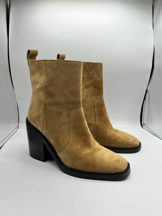 BOOTS DESIGNER by TORY BURCH In BROWN, Size: 11