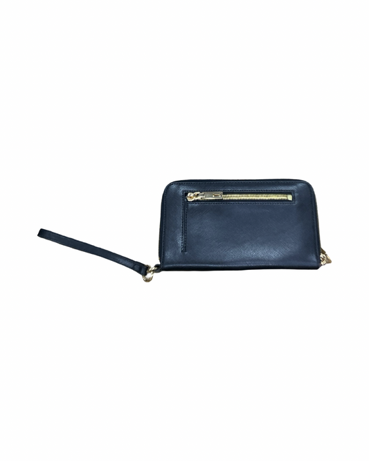 Wristlet By Isaac Mizrahi In Black, Size:Small