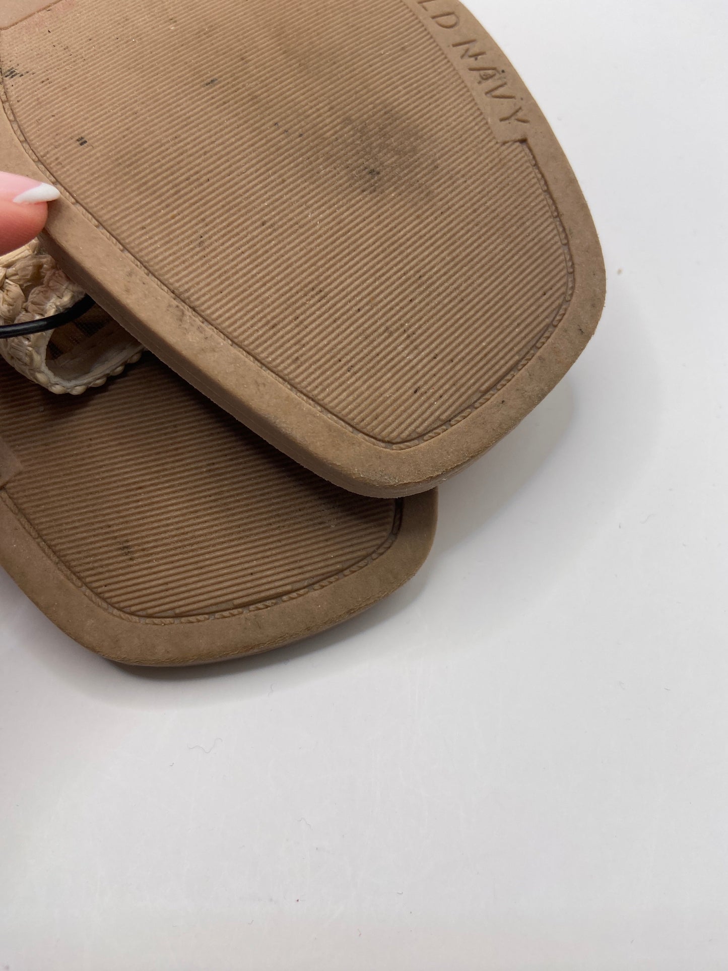 Sandals Flats By Old Navy In Cream, Size: 8