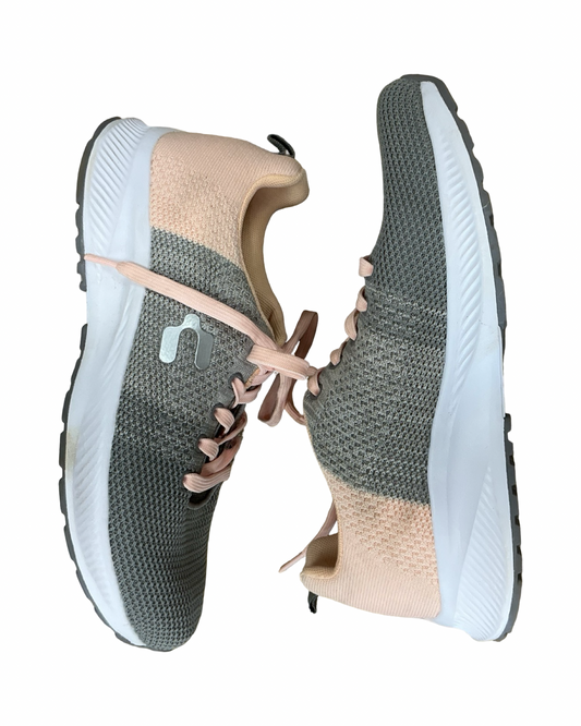 Shoes Athletic By Clothes Mentor In Grey & Orange, Size:8.5