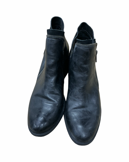 Boots Ankle Flats By Boc In Black, Size:10