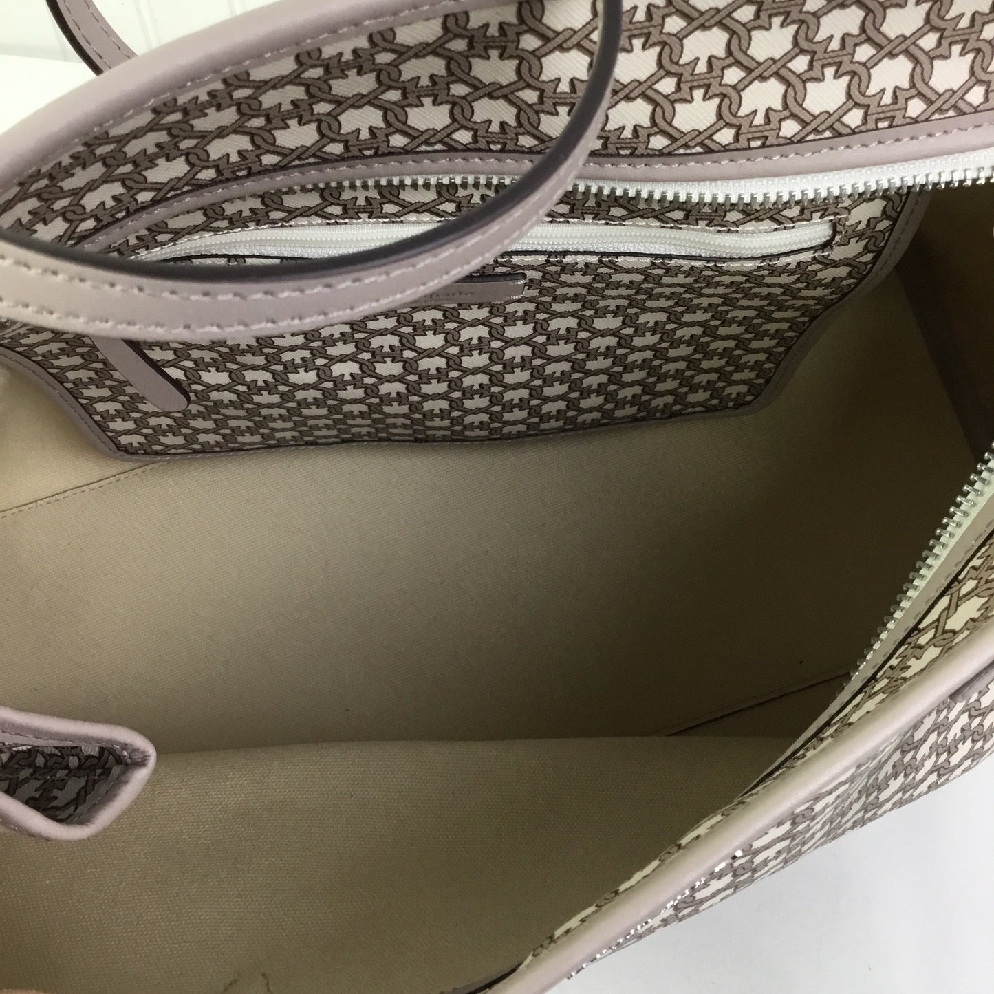 Handbag Designer By Kate Spade In Taupe, Size:Medium