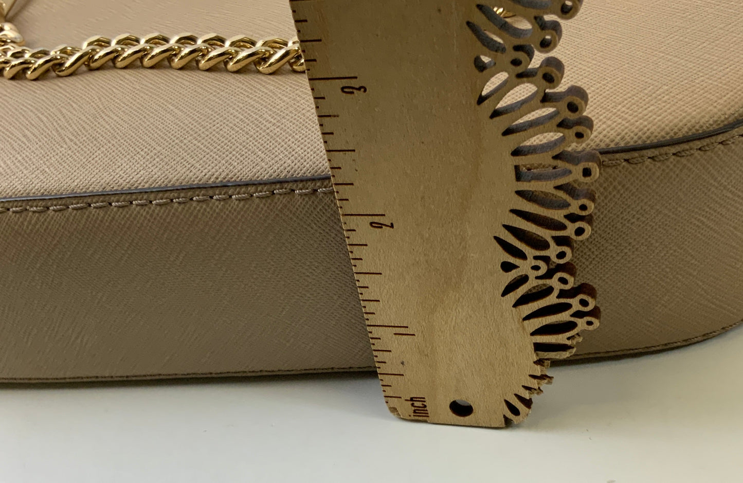 Handbag Designer By Michael Kors In Gold, Size:Large