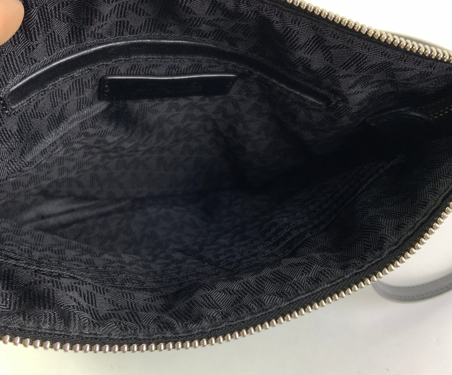 Crossbody Designer By Michael Kors In Black, Size:Medium