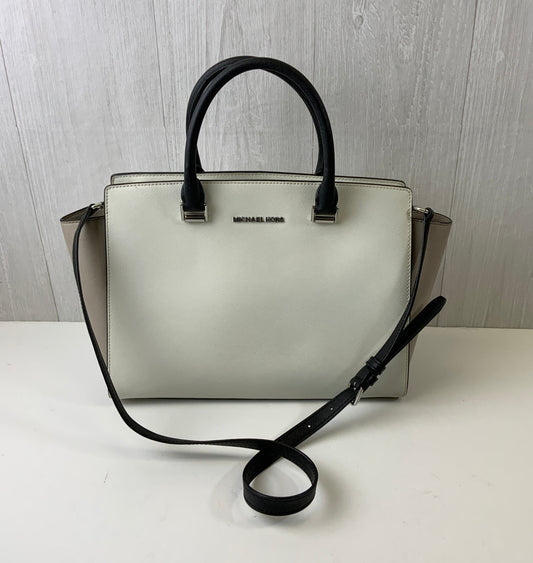 Crossbody Designer By Michael Kors In Cream, Size:Large