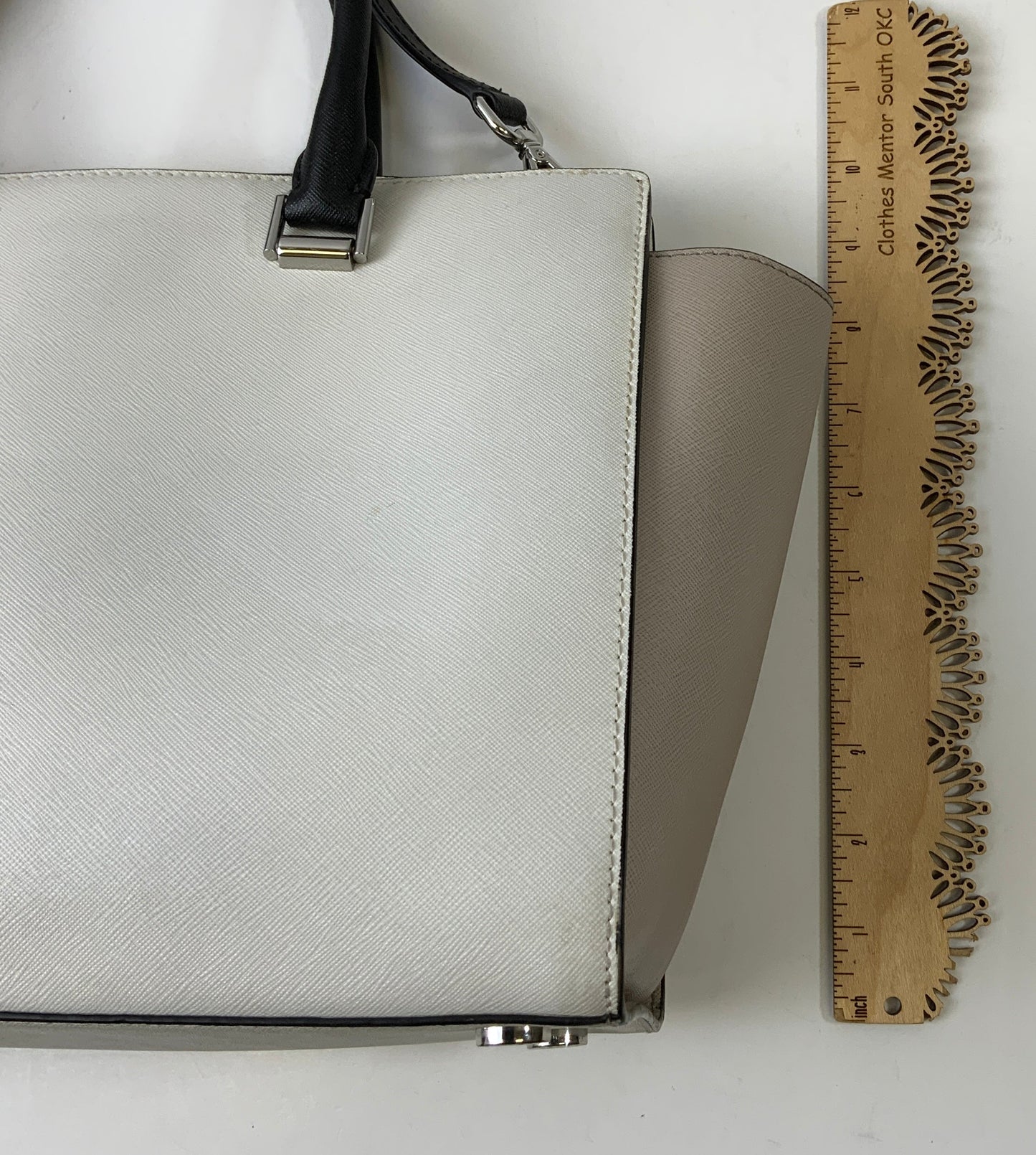 Crossbody Designer By Michael Kors In Cream, Size:Large