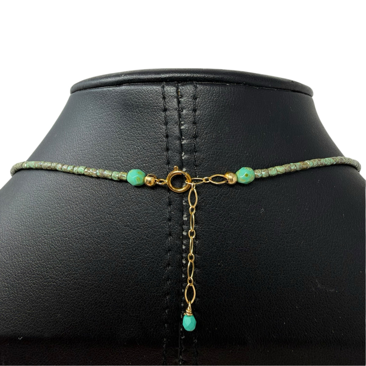 Stone Beaded Flower Pendant Necklace