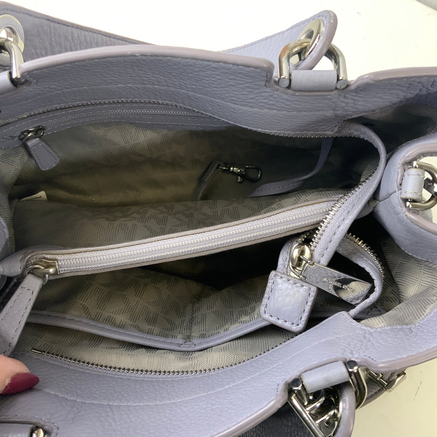 Handbag Designer By Michael Kors In Purple, Size:Medium