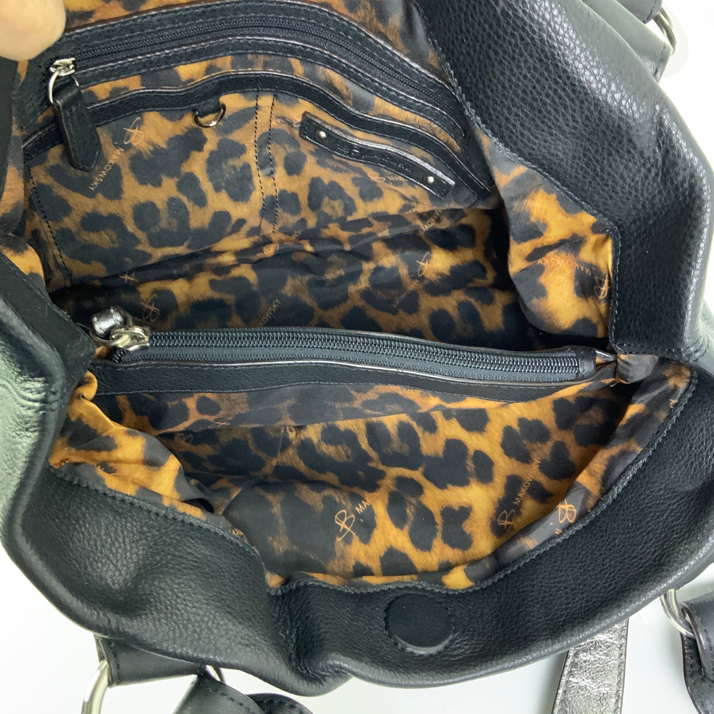 Handbag Leather By B. Makowsky, Size: Medium