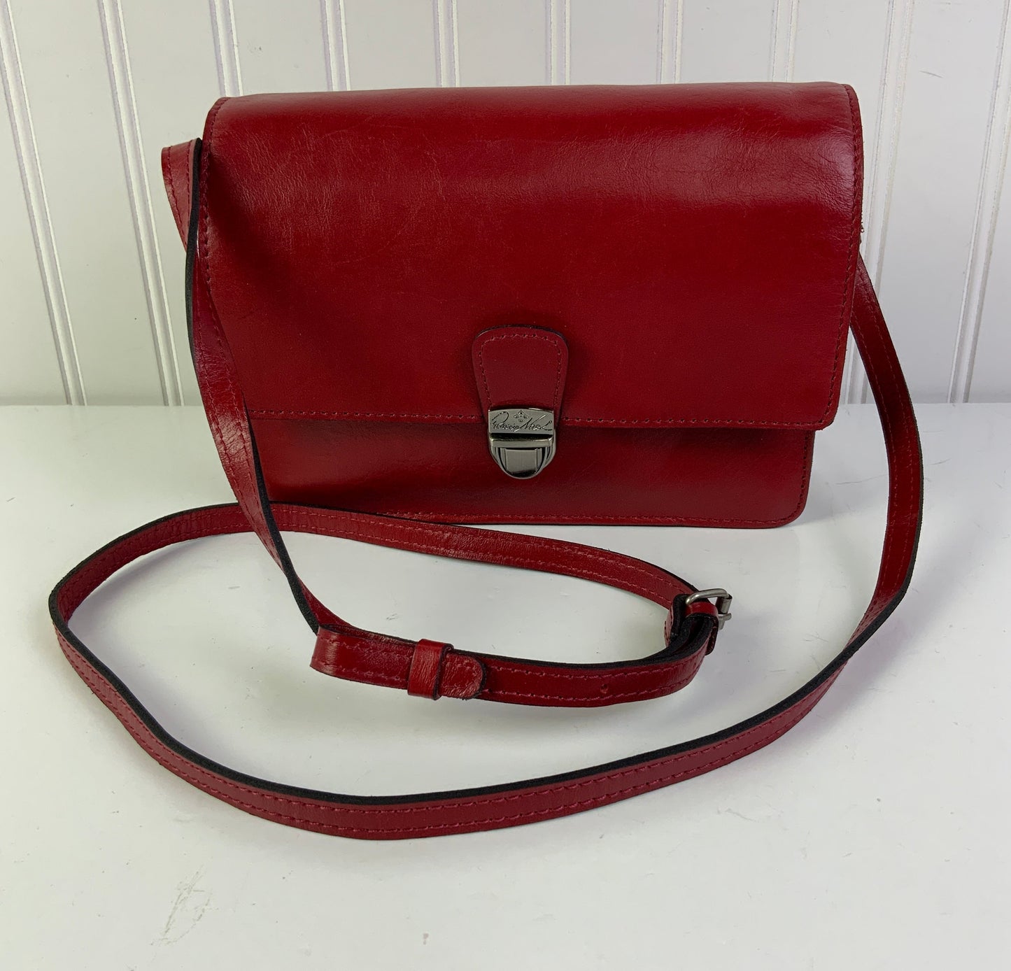 Crossbody Designer By Patricia Nash In Red, Size:Small