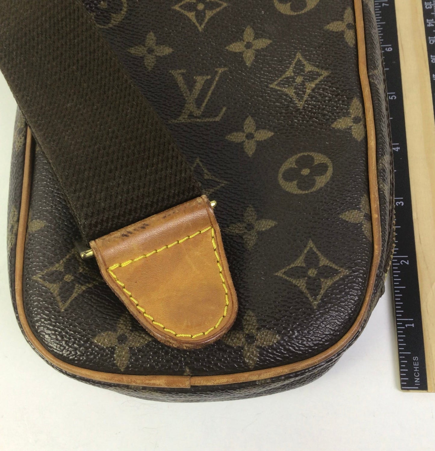 Crossbody Luxury Designer By Louis Vuitton In Brown, Size:Small