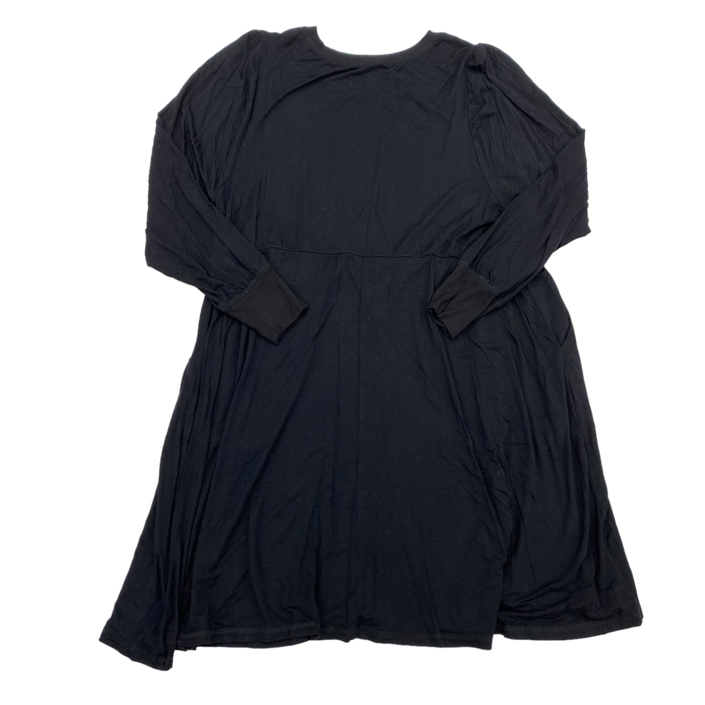 BLACK DRESS CASUAL SHORT by TORRID Size:3