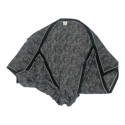 Shawl By A New Day In Black & White, Size:Osfm