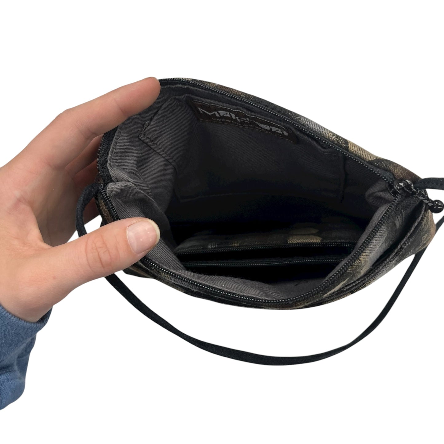 Crossbody By Clothes Mentor In Multi, Size:Medium