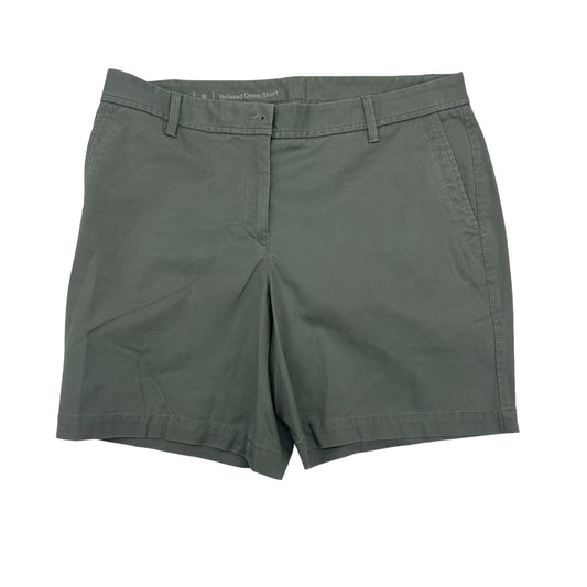 GREEN SHORTS by TALBOTS Size:8