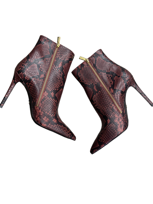 Boots Designer By Michael Kors  Size: 11
