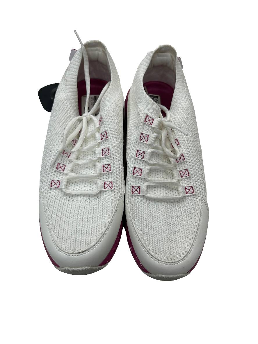 Shoes Sneakers By Clothes Mentor In White Pink, Size: 10