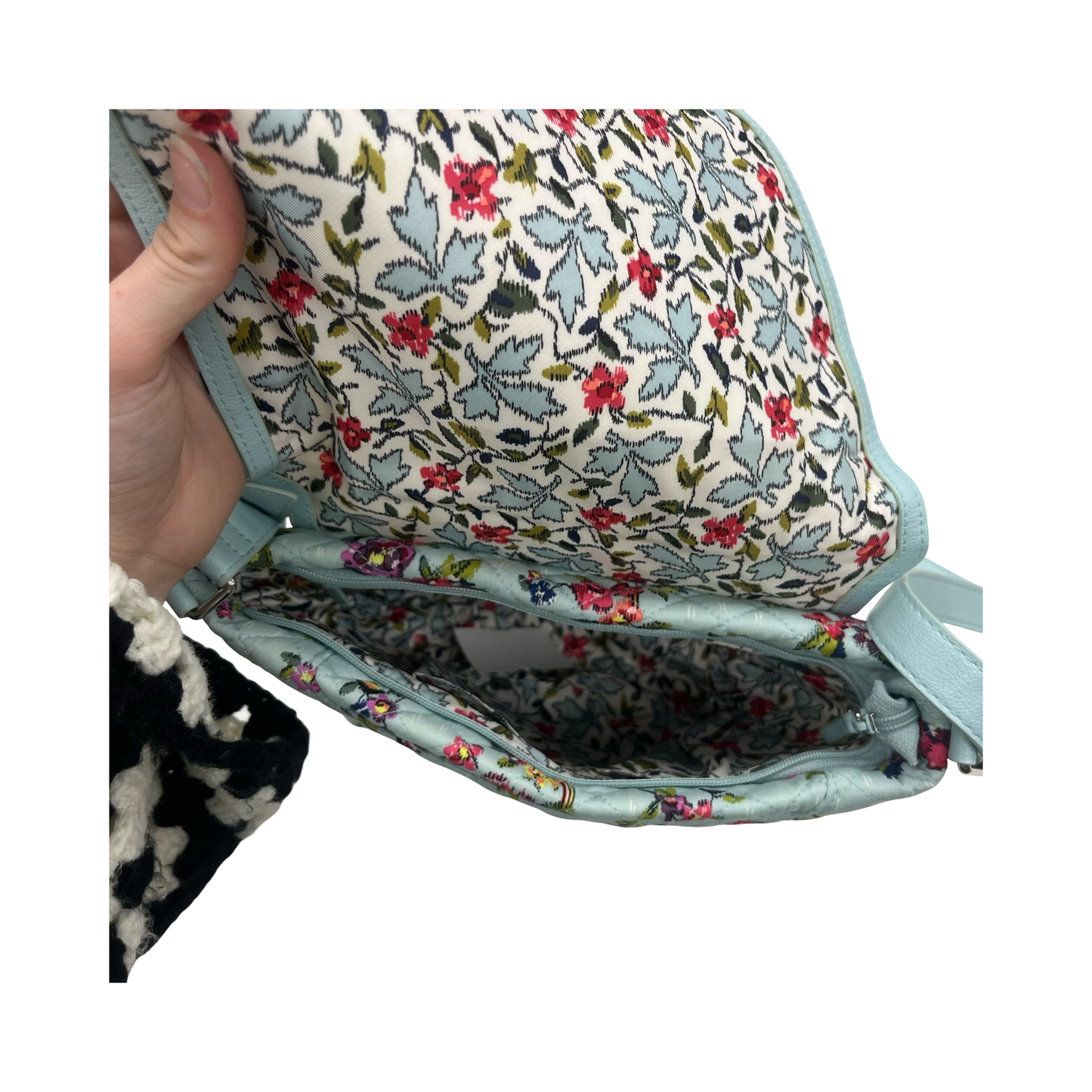 Crossbody By Vera Bradley In Floral Print, Size:Medium