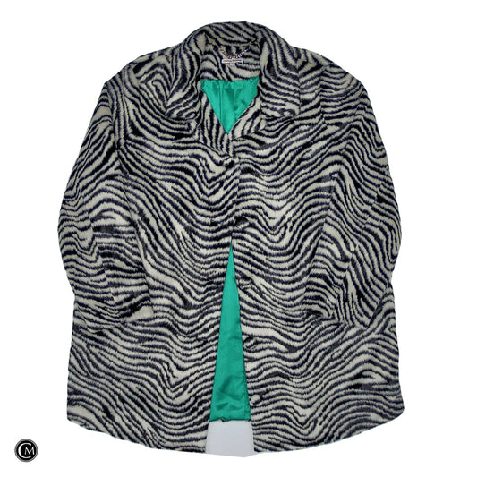 Coat Faux Fur & Sherpa By Cma In Black & White, Size: 1x