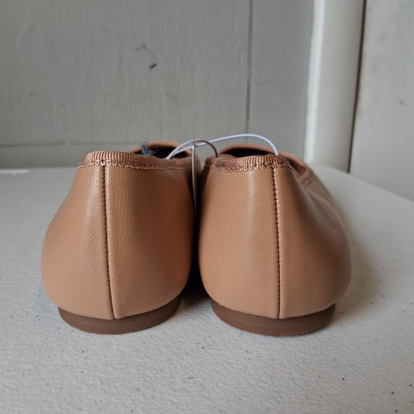 Shoes Flats By Old Navy In Tan, Size:7