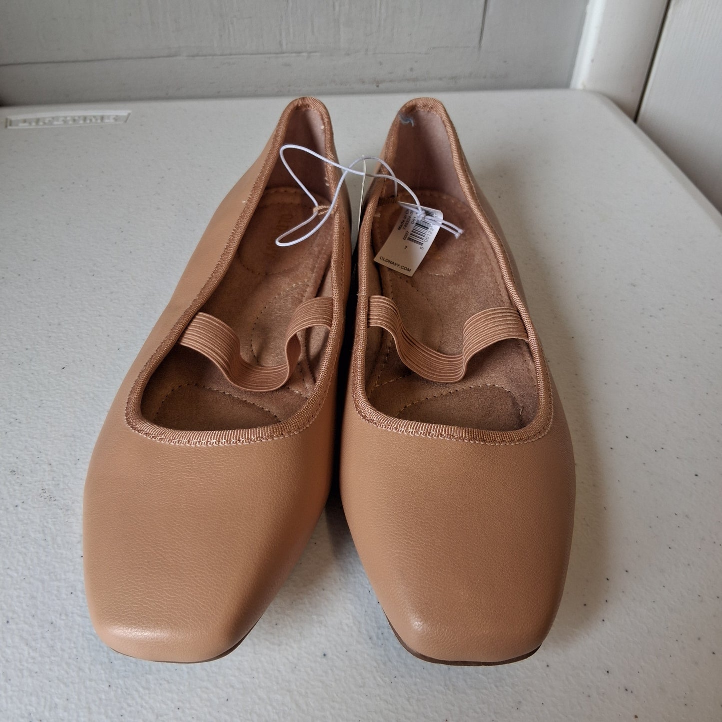 Shoes Flats By Old Navy In Tan, Size:7
