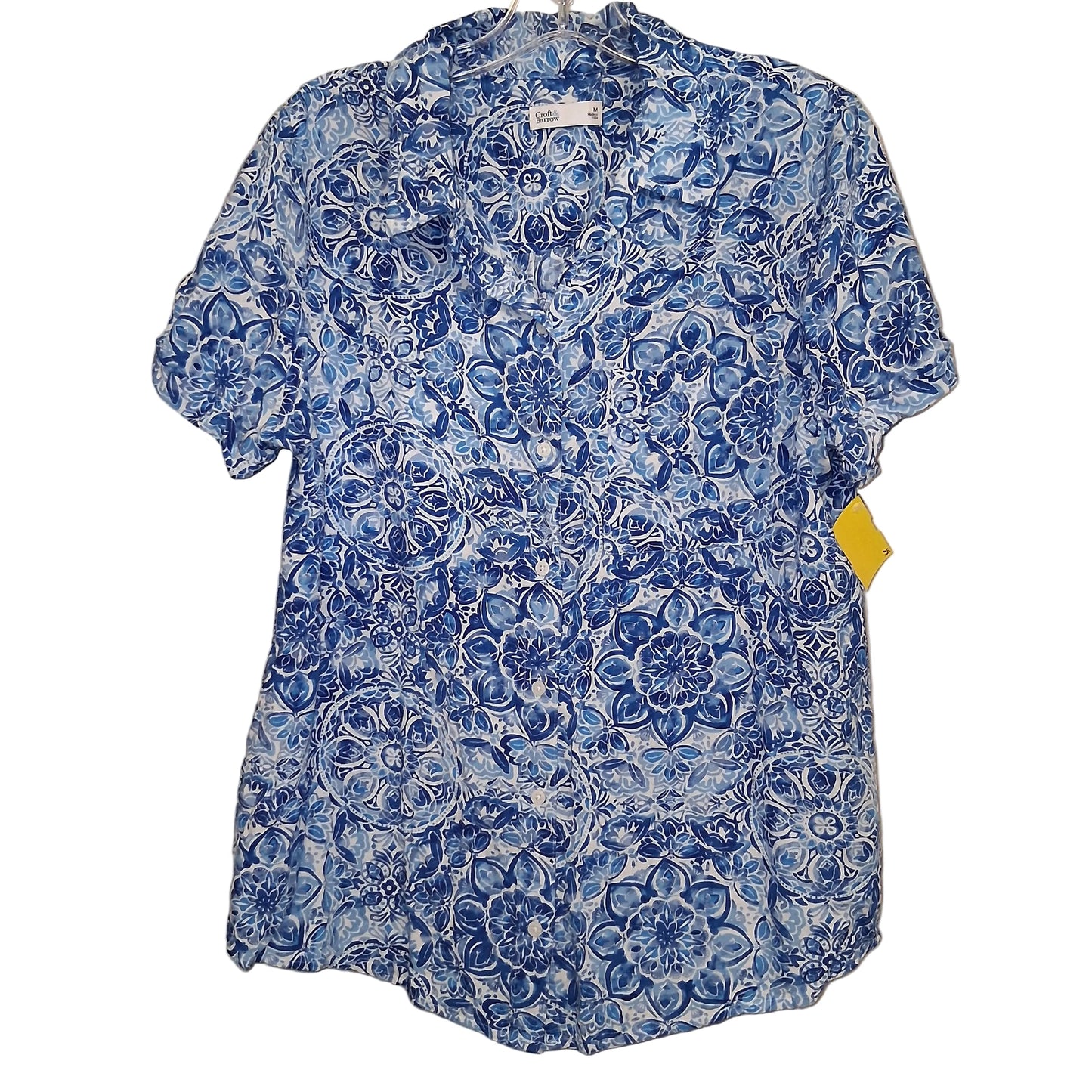 Top Sleeveless By Croft And Barrow In Blue & White, Size:M