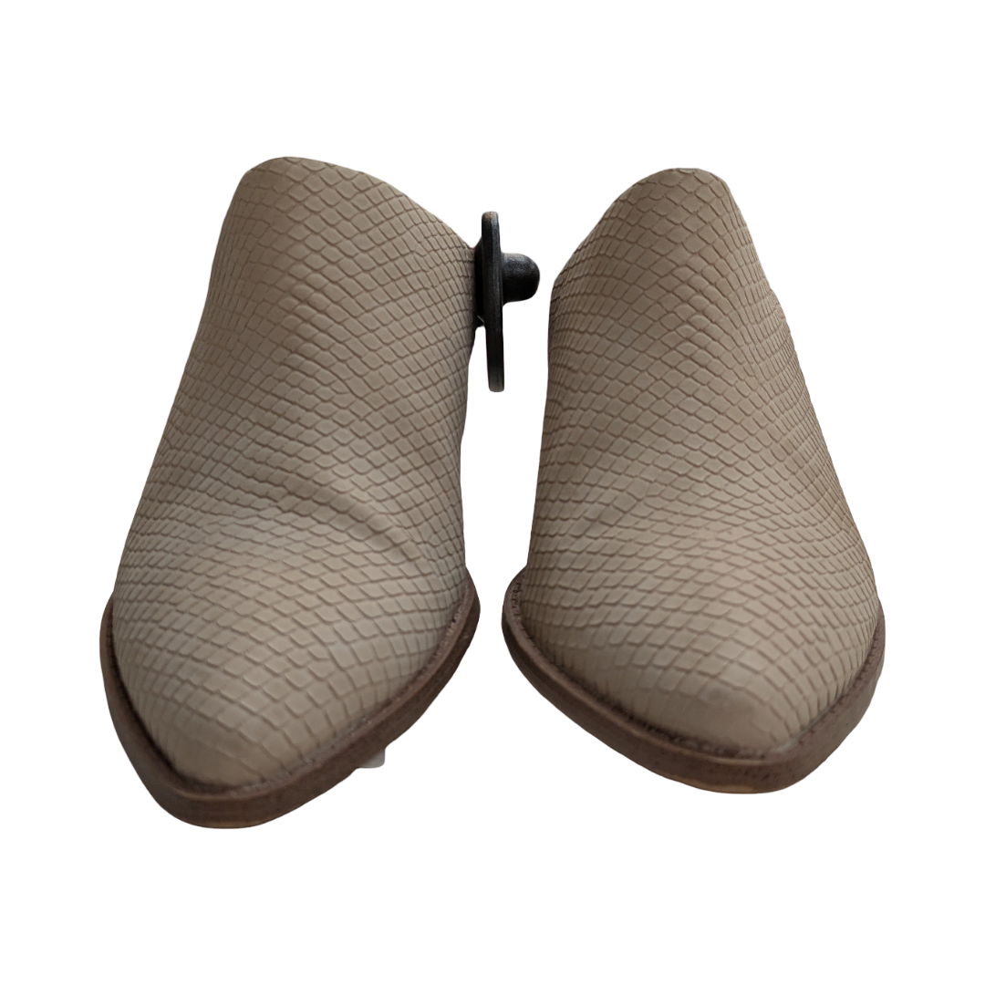 Boots Ankle Heels By Dolce Vita In Tan, Size:8.5