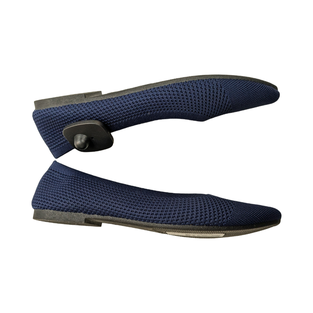 Shoes Flats By Clothes Mentor In Blue, Size:8.5
