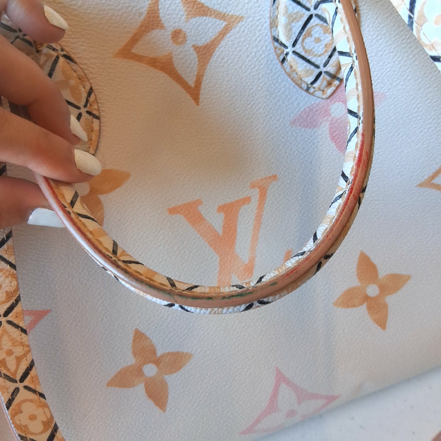Tote Luxury Designer By Louis Vuitton, Size: Medium