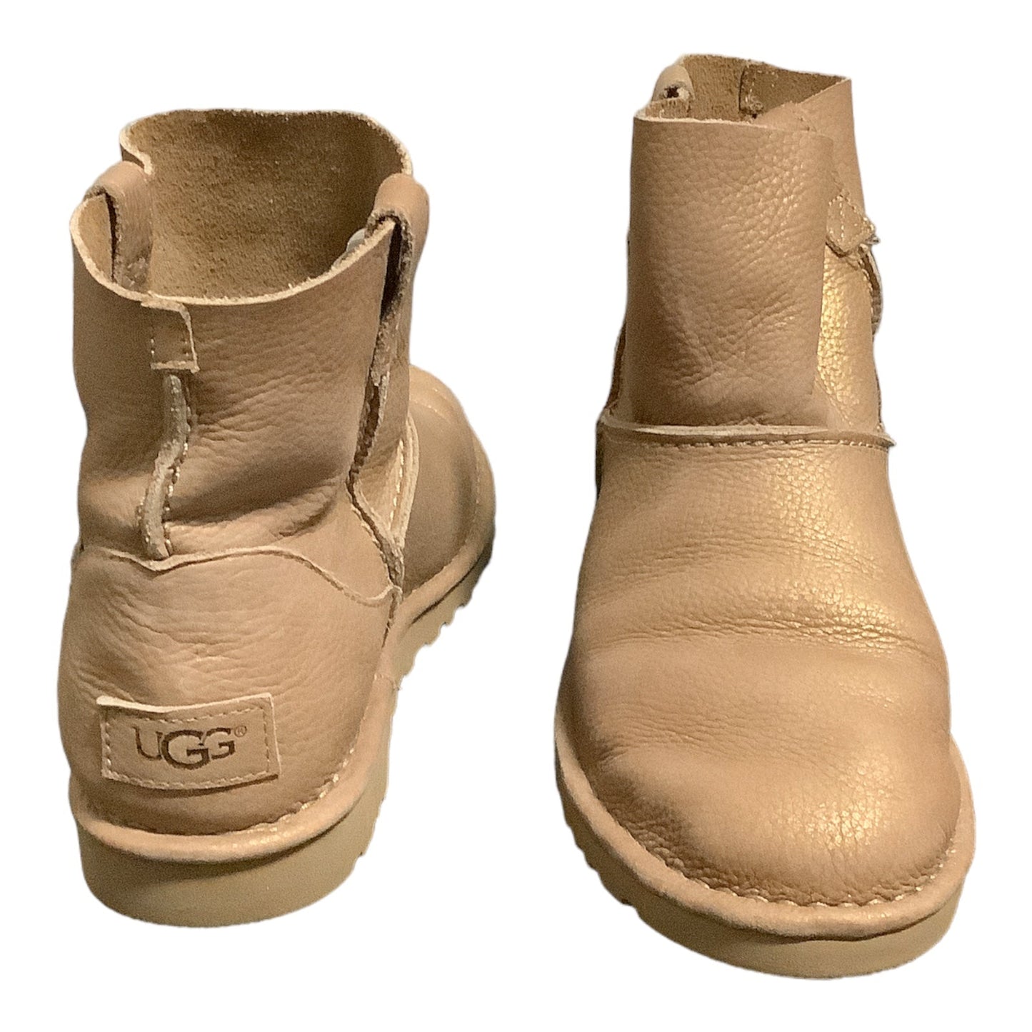 Boots Snow By Ugg  Size: 9