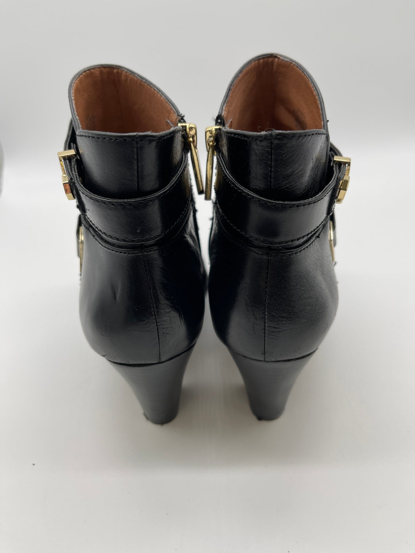 Boots Ankle Heels By Louise Et Cie  Size: 8.5