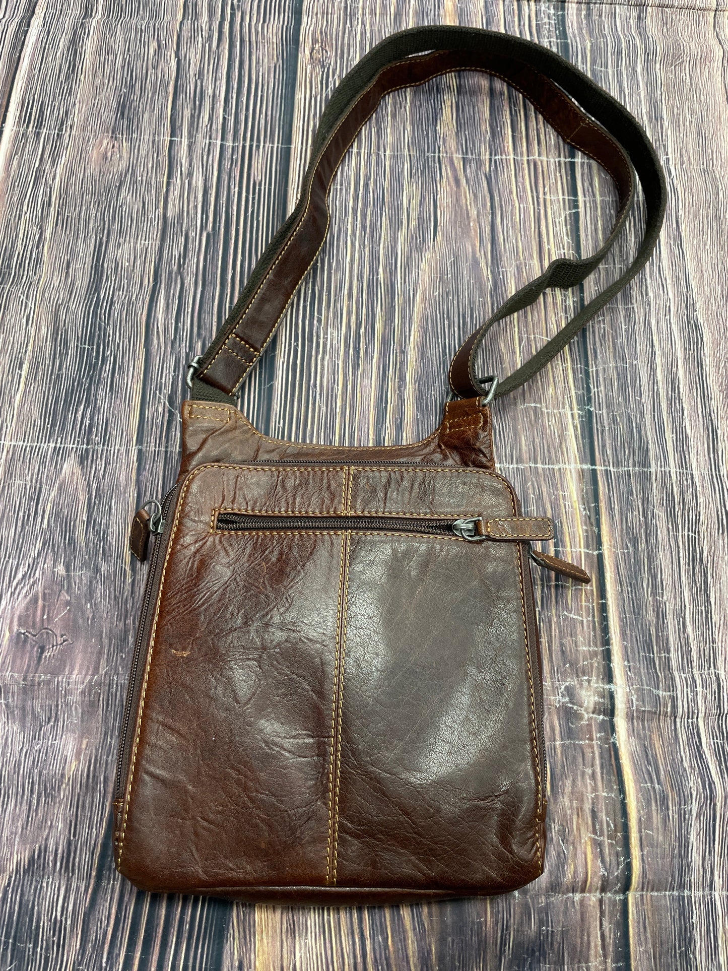 Handbag Leather By Clothes Mentor  Size: Small