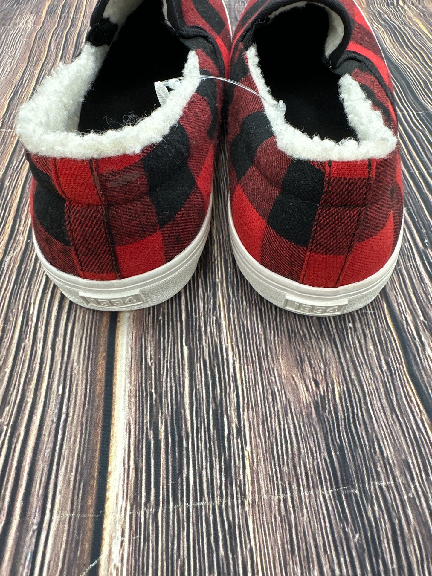 Shoes Sneakers By Old Navy  Size: 11
