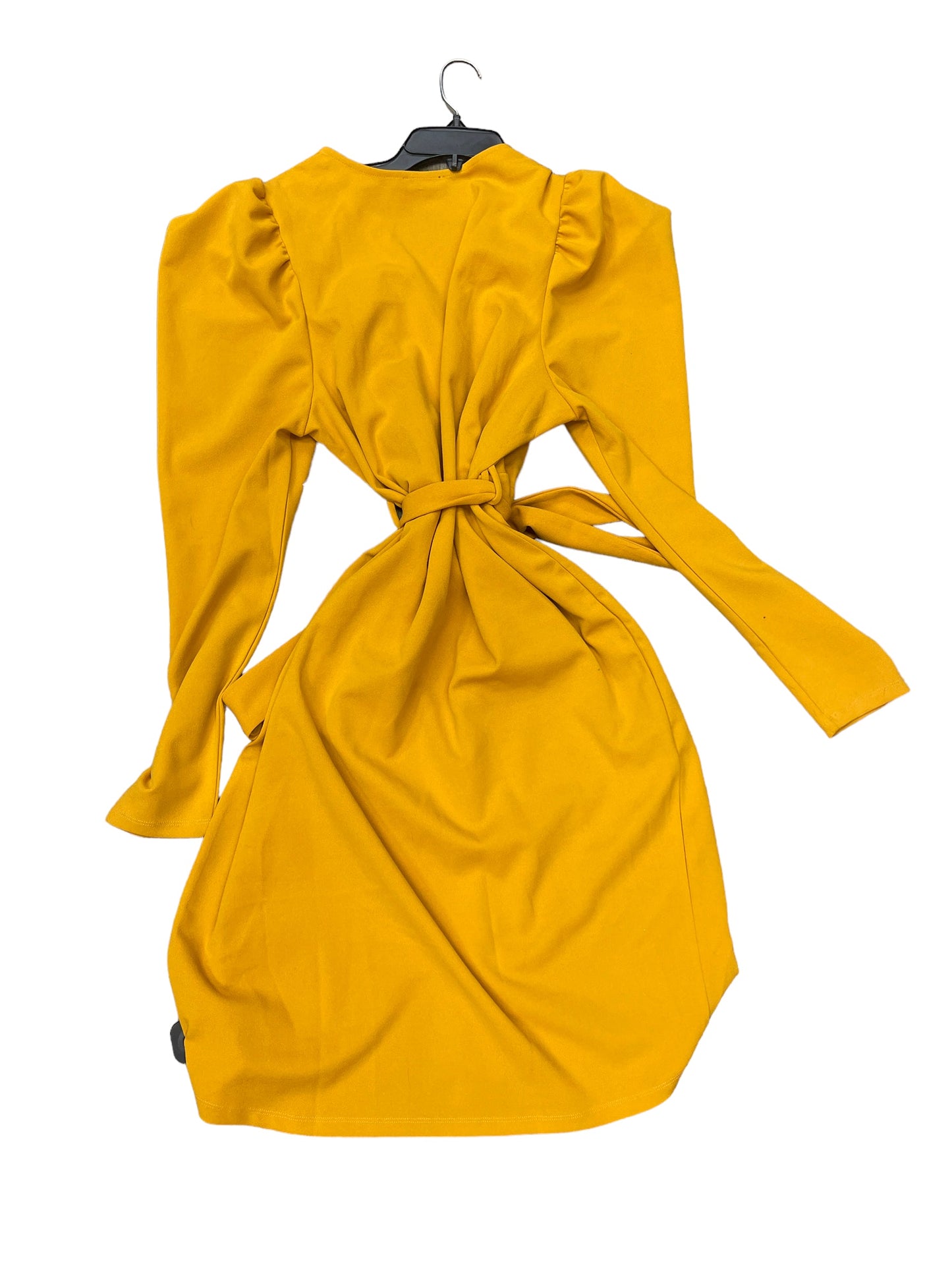 Dress Casual Midi By Fashion Nova  Size: 24