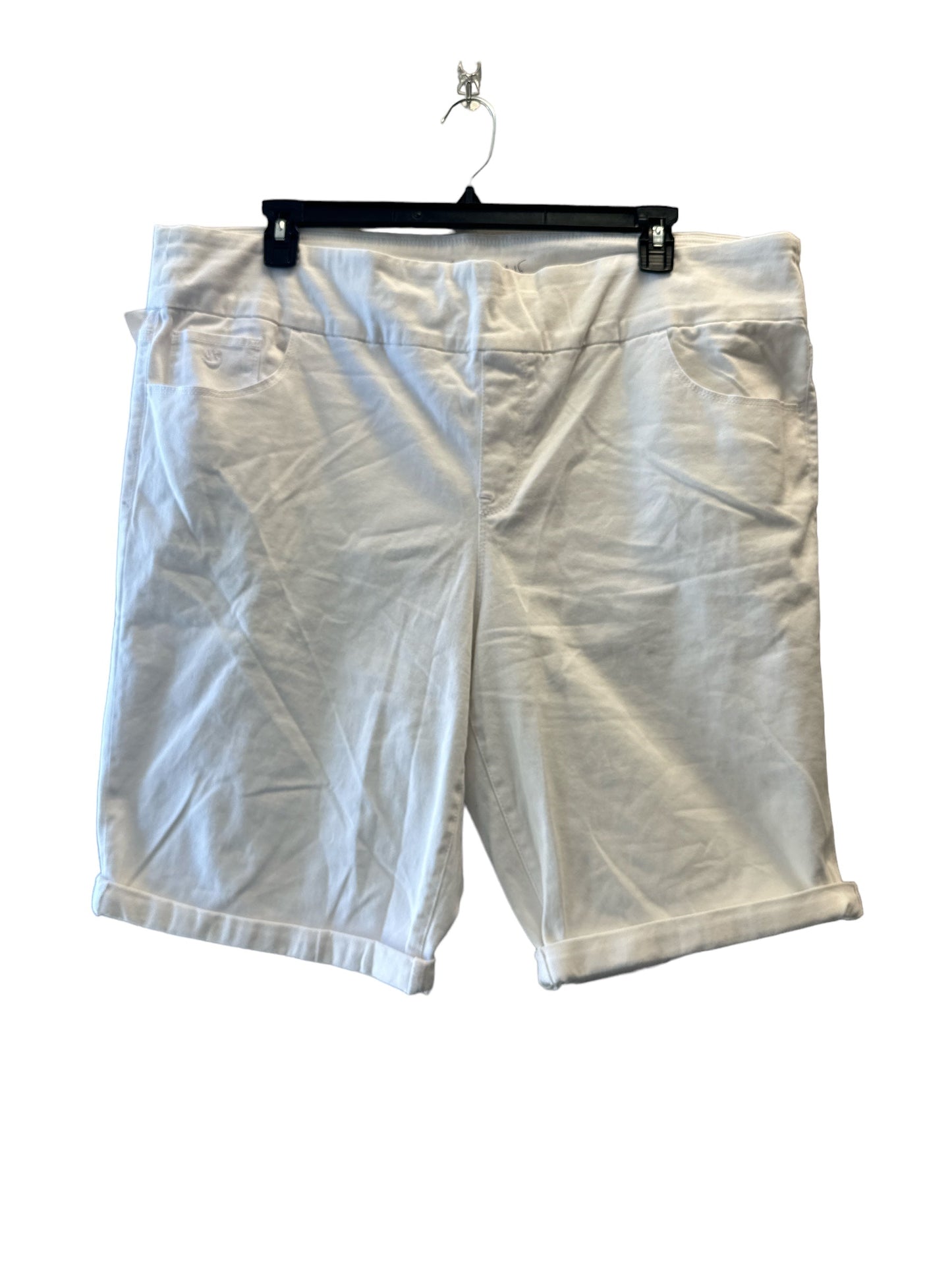 Shorts By Gloria Vanderbilt  Size: 20