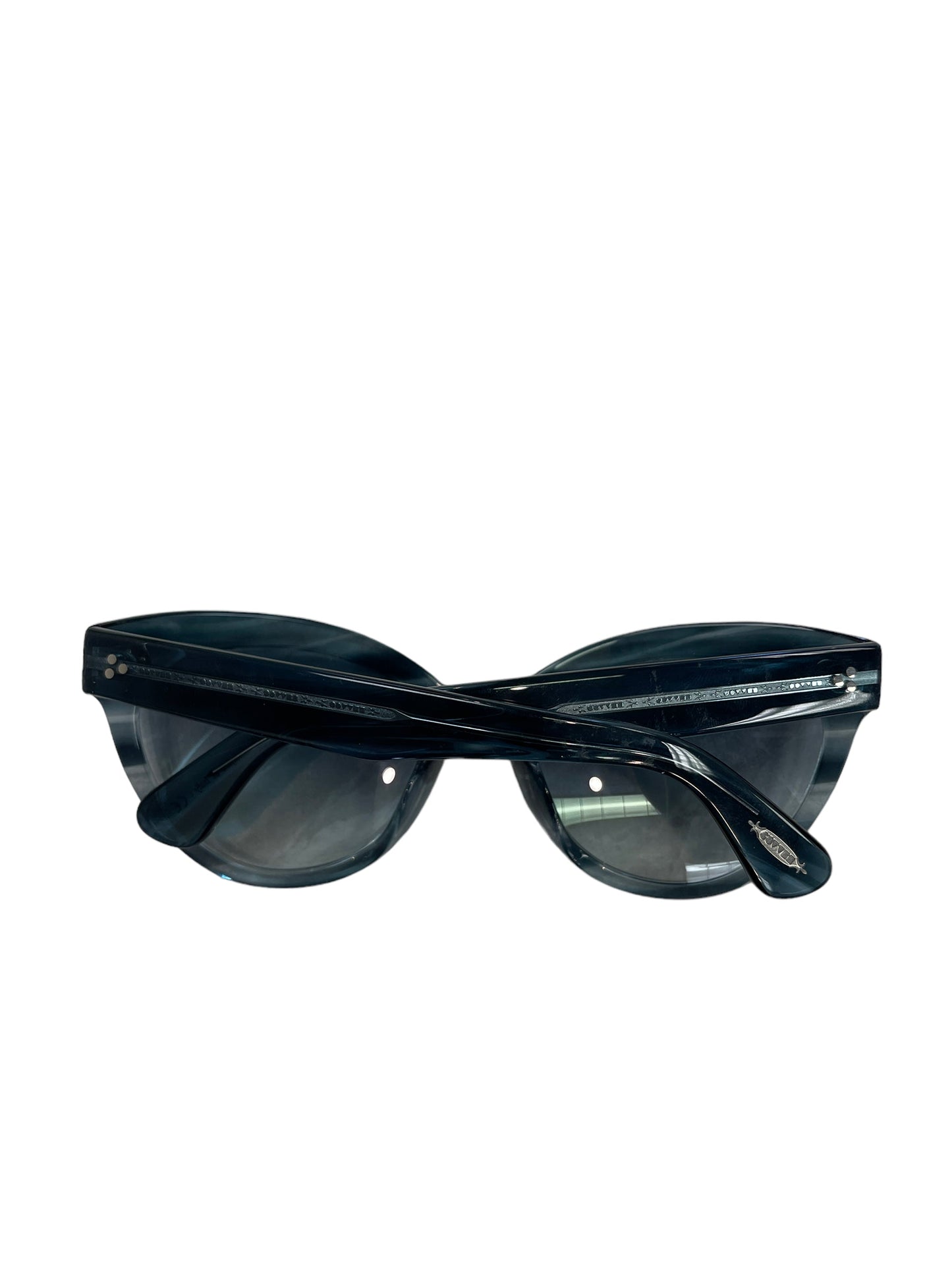 Sunglasses Designer By Cma