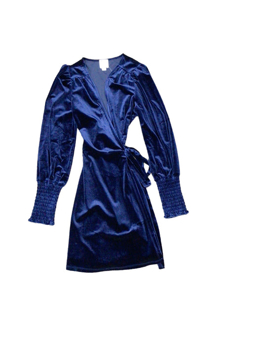 Dress Casual Short By Blue Rain  Size: M