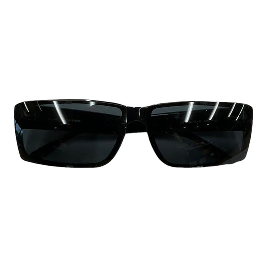 Sunglasses Designer By Fendi  Size: 01 Piece