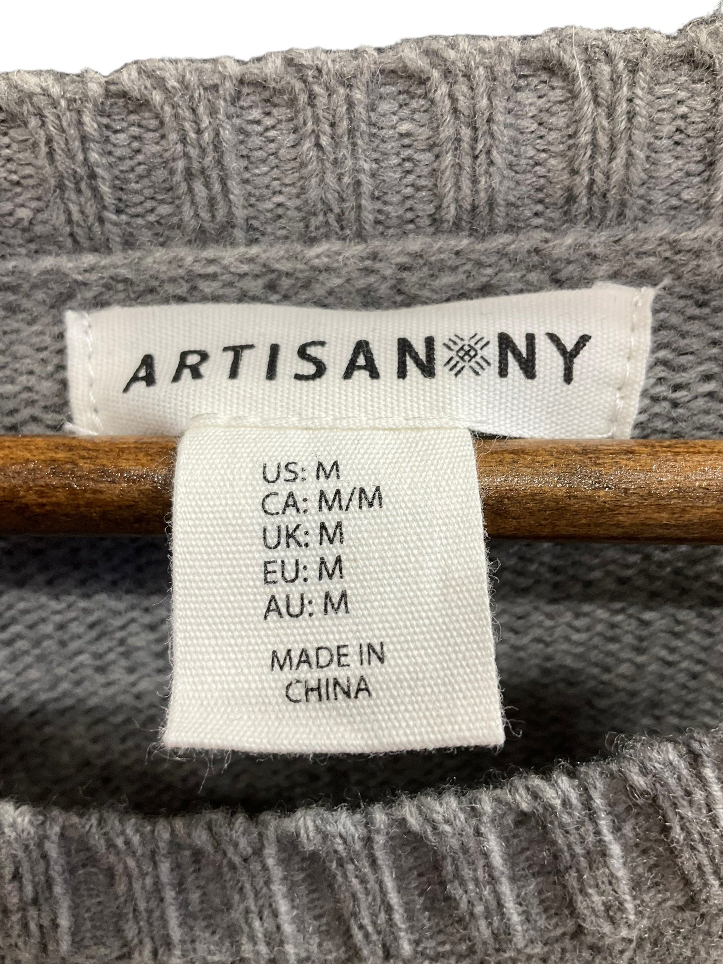 Sweater By Artisan Ny  Size: M