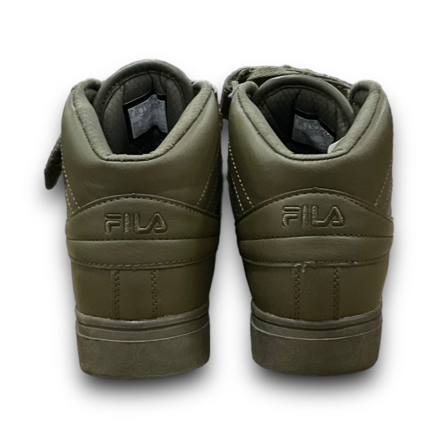 Shoes Sneakers By Fila  Size: 9.5