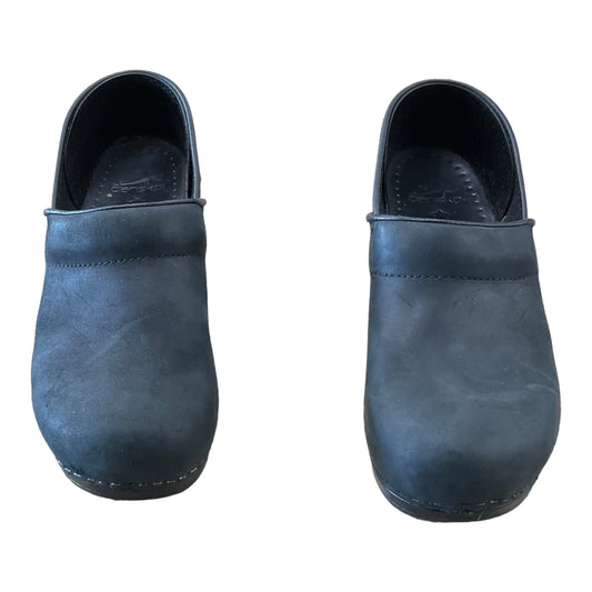 Shoes Flats Mule & Slide By Dansko  Size: 8