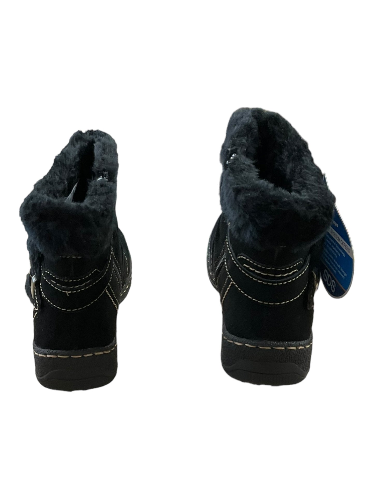 Boots Snow By Bare Traps  Size: 6.5
