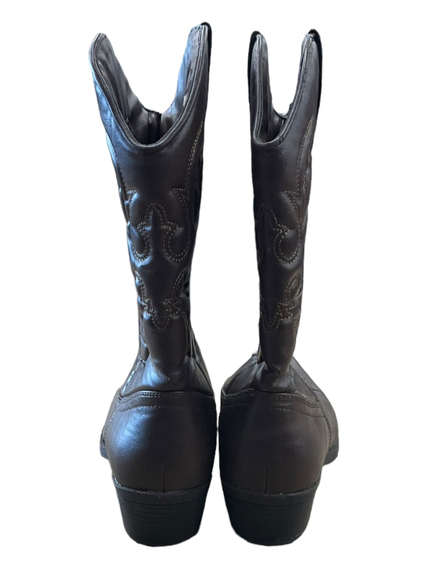 Boots Western By Mossimo  Size: 7.5